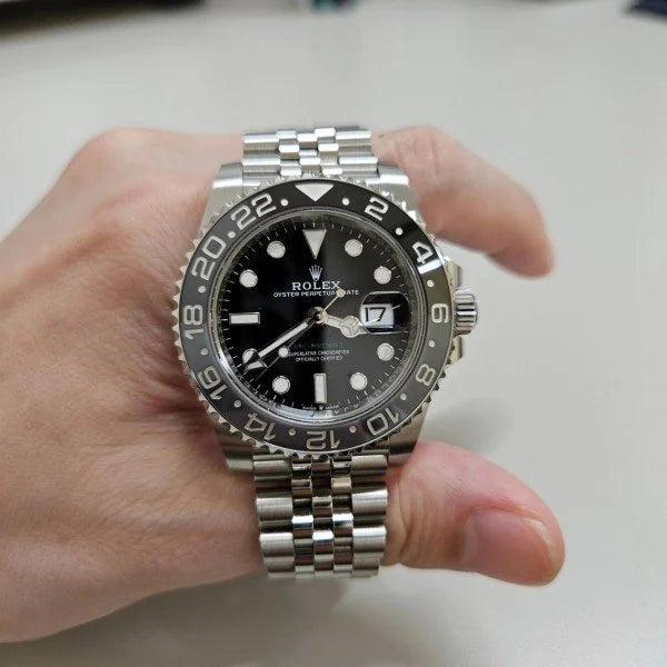 ROLEX GMT MASTER || BRUCE WAYNE SHAH RUKH KHAN