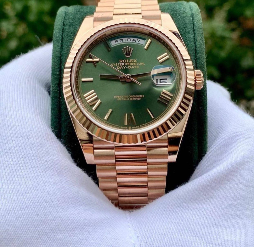 Rolex Day Date Rose Gold Gold Metal Virat Kohli And Ms Dhoni Watch