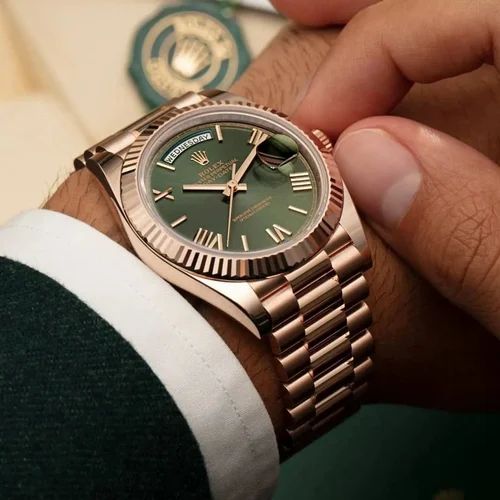 Rolex Day Date Rose Gold Gold Metal Virat Kohli And Ms Dhoni Watch